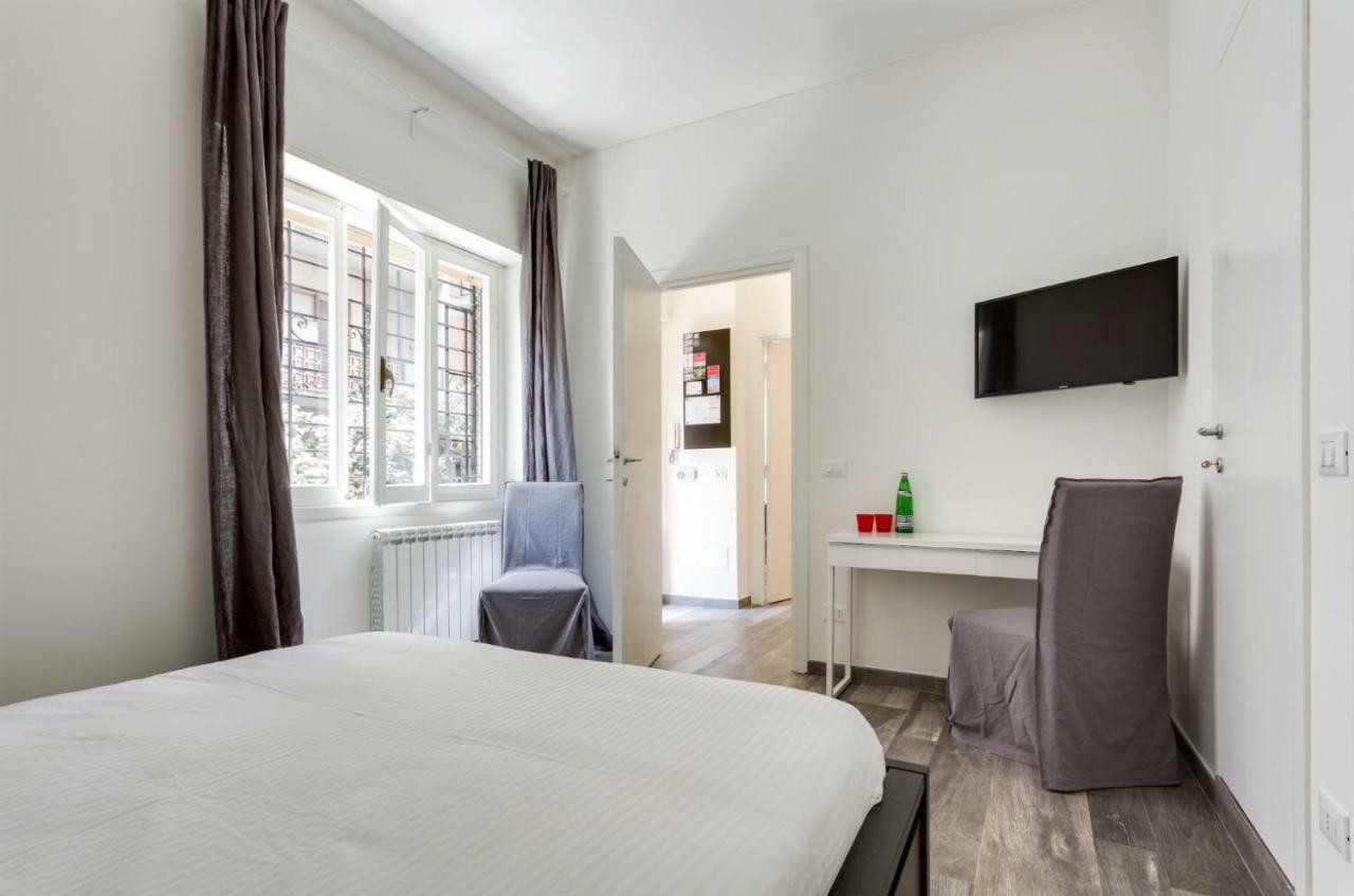 Porta Latina Suite - Private Apartment Rome'S Center Exterior photo